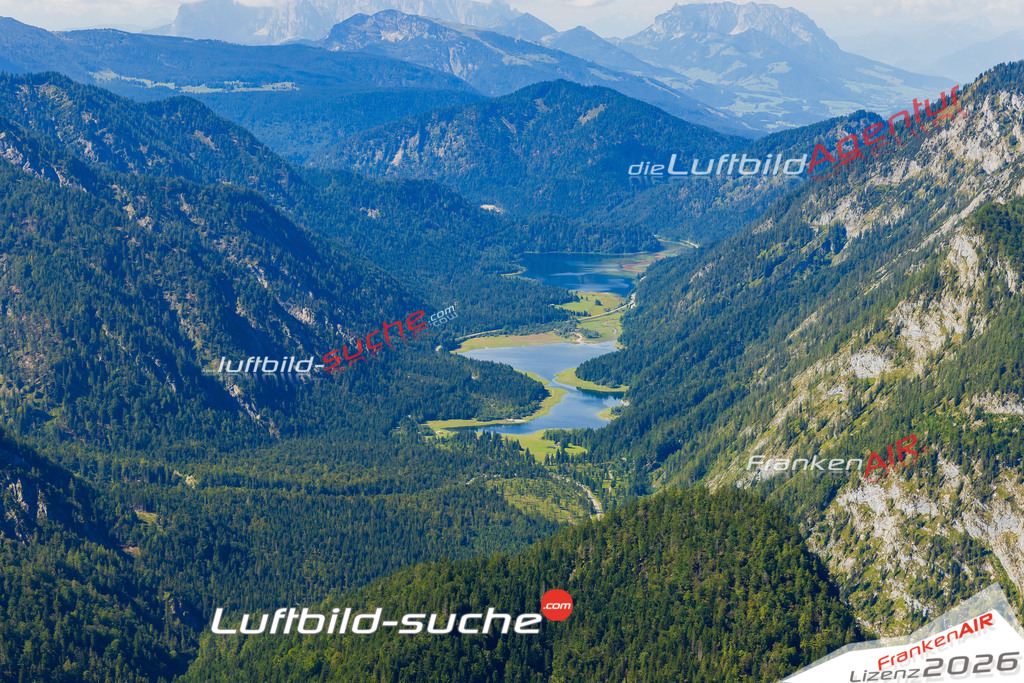 Luftbild Vs Google Maps  Lödensee  Ruhpolding -Das Luftbild wurde 2025 vom UL-Flugzeug heraus erstellt ( keine Drohne ) - Hochauflösende Luftaufnahme -Nicht vergleichbar mit Google Maps oder Satelittenbilder- Die Geschenkidee !Mit Lizenz und Bildrechte bestellbar