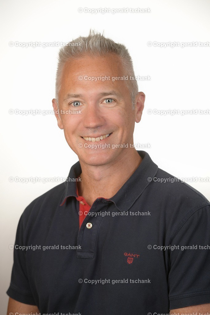 DSC_2530 | Wählen Sie hier bitte Ihr bestes Foto aus, mit diesem Bild wird Ihr Set produziert. Sollten Sie kein Bild wählen oder mehrere suchen wir das Beste aus!