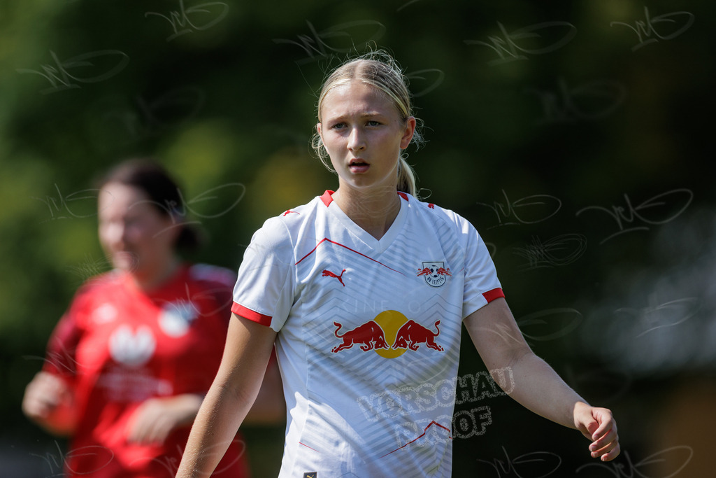 1. FC Rodewisch vs. RasenBallsport Leipzig II | Sachsenlotto Landespokal Frauen Ausscheidungsrunde 2026/27: 1. FC Rodewisch vs. RasenBallsport Leipzig II - Realisiert mit Pictrs.com