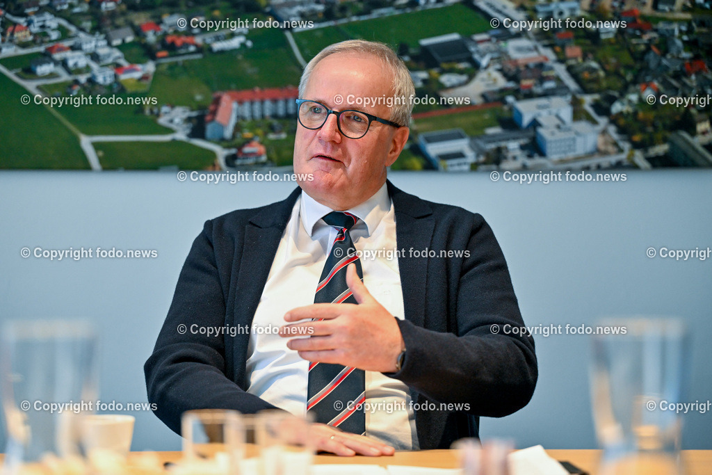 Pressekonferenz Bgm. Freistadt_ 18.12.2023-25 | 18.12.2023, Freistadt, AUT, Pressekonferenz Bgm. zur Bilanz im Bild Christian Gratzl (SP, Bgm. Freistadt)