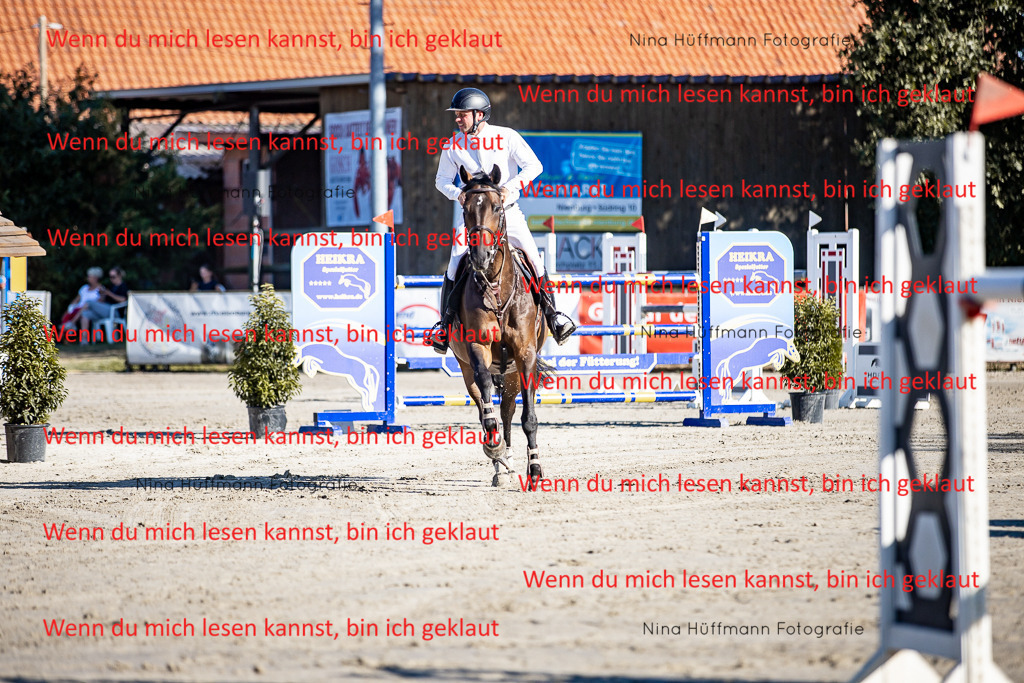 BK1A8146 | Turnierbilder Turnierfotos Nina Hüffmann Turnierfotografie Pferdefotografie Tierzeichnung Haustierzeichnung Pferdezeichnung Hundezeichnung Videograf  - Realisiert mit Pictrs.com