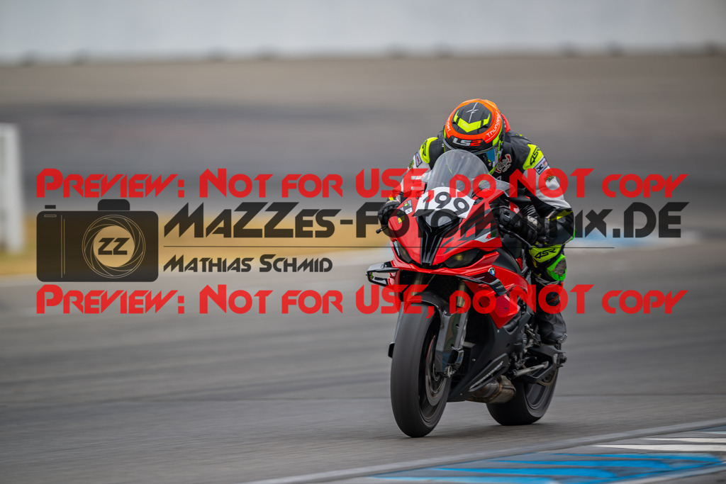 MaZZes-Fotomatrix-20260809-574053 | R1
