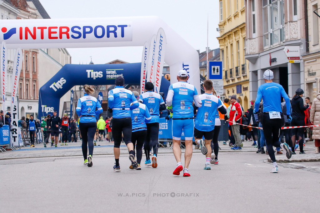 AW_20231231awmac-56 | WELS, 31.12.2023, Sparkasse Silvesterlauf Wels 2023 , Image shows: Photo: WAPICS / Andreas Willdoner