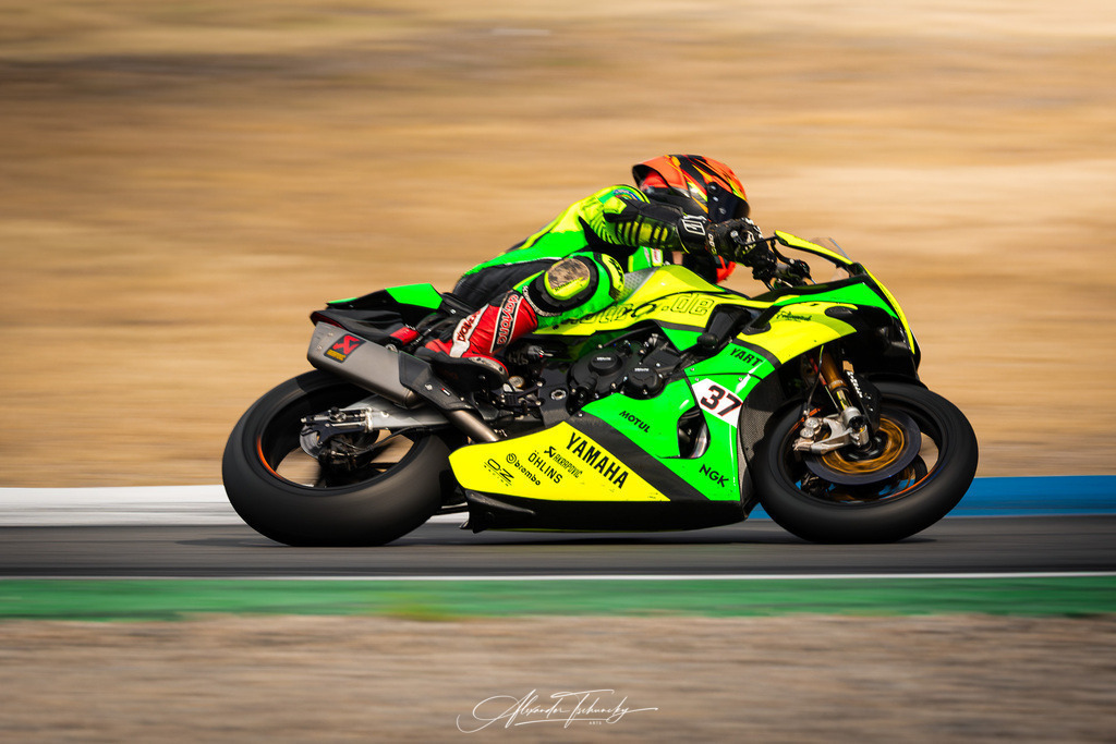 Ducati Trackday Hockenheimring 2026 | Entdecken Sie die faszinierende Welt von Alexander Tschuncky Arts: Kreative Fotografie, atemberaubende Automobilkunst und hochwertiger Bilderdruck. Lassen Sie sich inspirieren! - Realisiert mit Pictrs.com