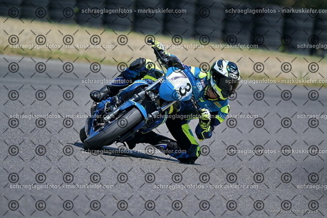 25bt04-1092 | markuskiefer.com - Realisiert mit Pictrs.com