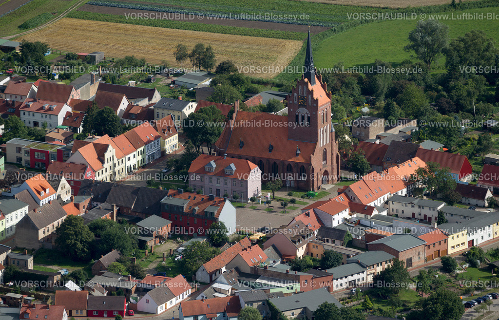 Usedom12083859Usedom | Ortskern, St.-Marien-Kirche, Backsteinkirche, Markt Usedom,  Usedom, Ostsee, Usedom, Ostseeküste, Mecklenburg-Vorpommern, Deutschland, Europa