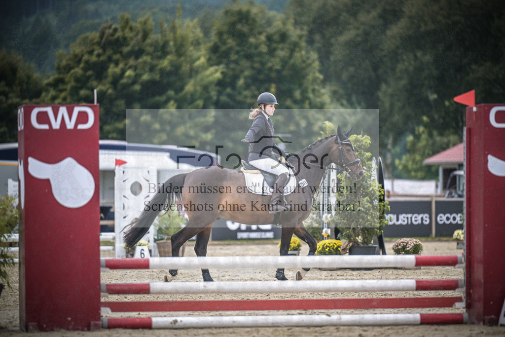 DOS_0733 | Entdecke hochwertige Reitturnierfotos von Foto Oger. Professionell, emotional und authentisch – jetzt Lieblingsmomente im Shop bestellen.Deutschlandweite Turnierfotografie. - Realisiert mit Pictrs.com