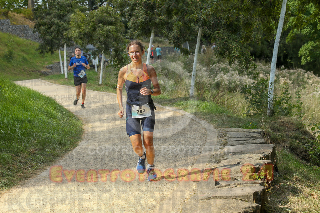 250824_1503_EX1_8404 | Sportfotografie im Rhein-Sieg Kreis, Köln, Bonn, NRW, Rheinland Pfalz, Hessen, etc. Unser Tätigkeitsfeld umfasst den Laufsport vom Volkslauf über den Marathon, Duathlon, Triathon bis zum Ultralauf wie Kölnpfad Ultra oder Schindertrail.