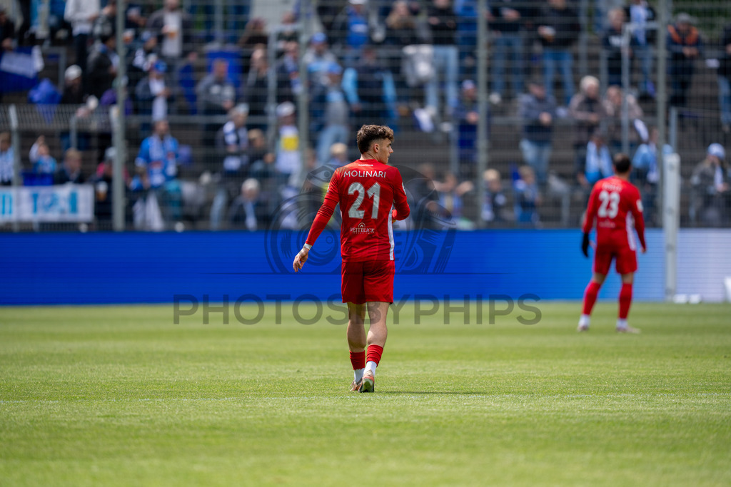 Stuttgarter Kickers vs. SG Sonnenhof Großaspach, Fussball, Regionalliga Suedwest, 34. Spieltag, 16.05.2026 | Luca Molinari (SG Sonnenhof Großaspach, #21),Stuttgarter Kickers vs. SG Sonnenhof Großaspach, Fussball, Regionalliga Suedwest, 34. Spieltag, 16.05.2026