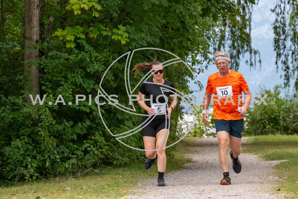 ..... | AUSTRIA, 17.08.24, Gmunden, HERBALIFE 5K Gmunden , Image shows: Photo: WAPICS / Andreas Willdoner
