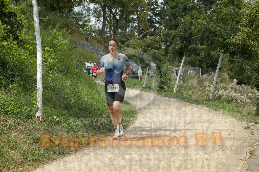 250824_1340_EX1_3221 | Sportfotografie im Rhein-Sieg Kreis, Köln, Bonn, NRW, Rheinland Pfalz, Hessen, etc. Unser Tätigkeitsfeld umfasst den Laufsport vom Volkslauf über den Marathon, Duathlon, Triathon bis zum Ultralauf wie Kölnpfad Ultra oder Schindertrail.