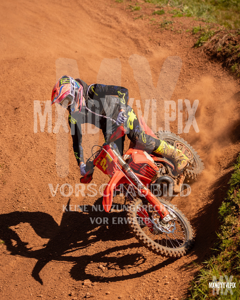 866A4298 | mxndyyvipix