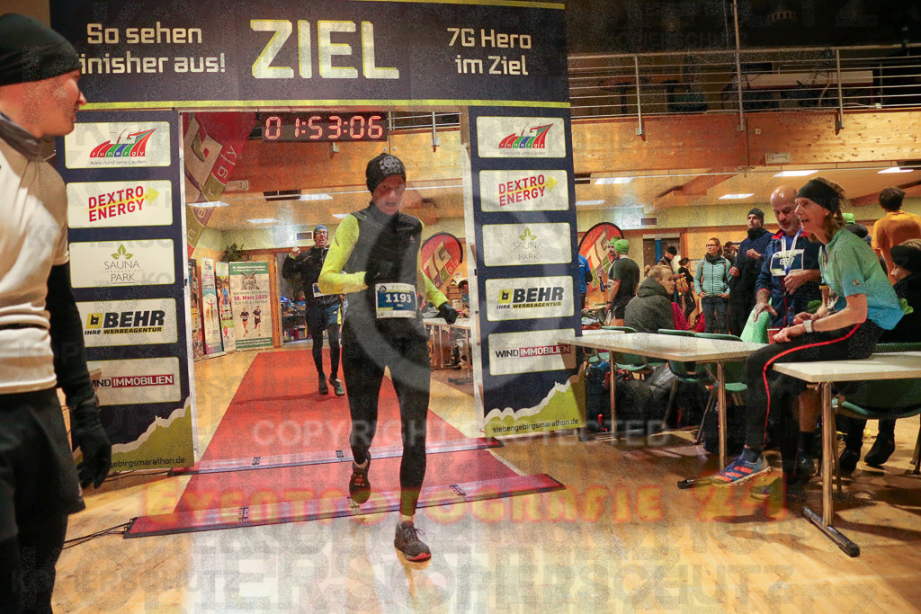 241208_1119_EX1_4897 | Sportfotografie im Rhein-Sieg Kreis, Köln, Bonn, NRW, Rheinland Pfalz, Hessen, etc. Unser Tätigkeitsfeld umfasst den Laufsport vom Volkslauf über den Marathon, Duathlon, Triathon bis zum Ultralauf wie Kölnpfad Ultra oder Schindertrail.