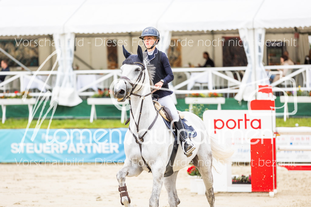 BHO-2PhSpr-M-5-2083 | MomenTaufnahmen Pferdesportfotos