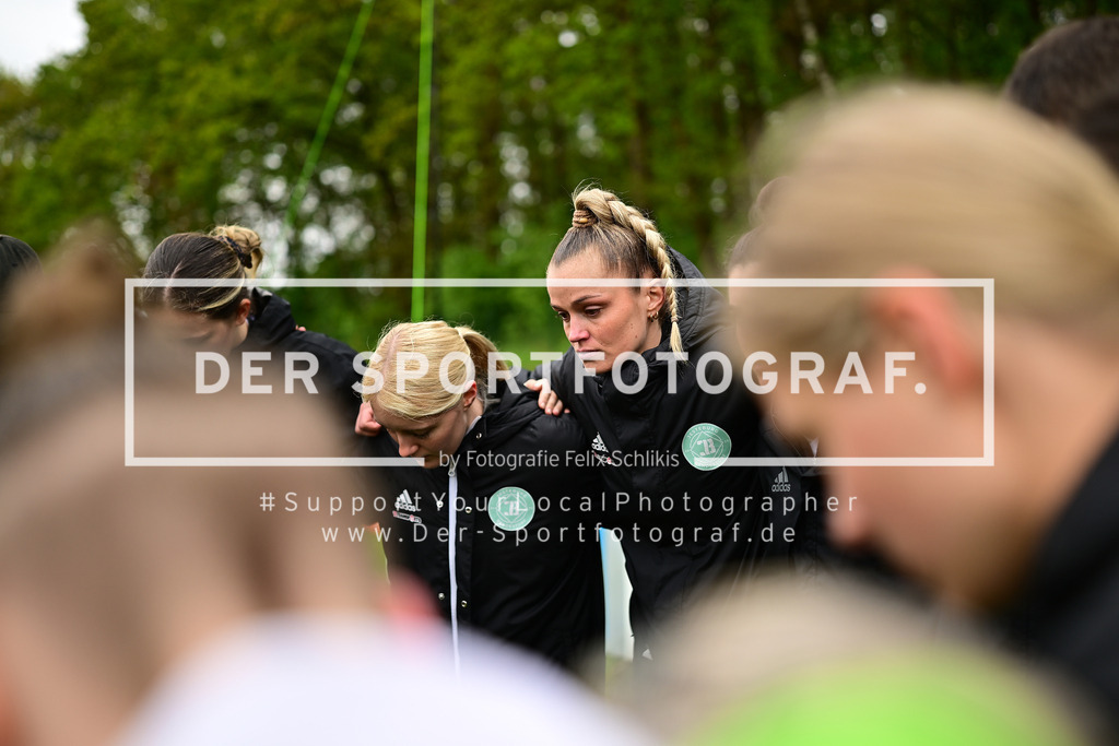 Fußball I Frauen I Saison 2025-2026 I Niedersachsen-Pokal I Halbfinale I FC Jesteburg-Bendestorf - SV TiMoNo I 193494 | Der Sportfotograf. - Realisiert mit Pictrs.com