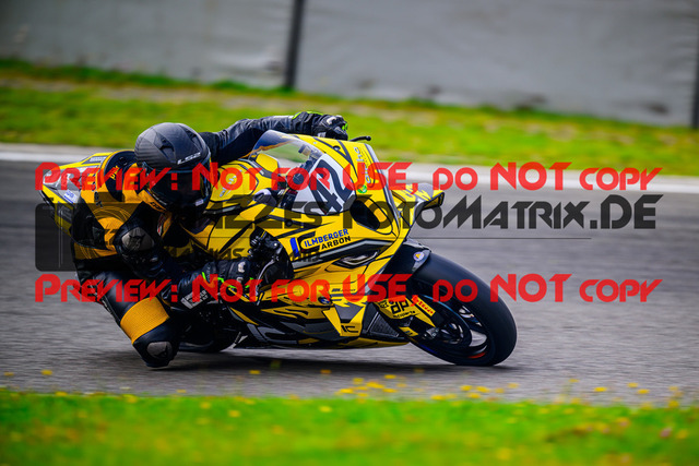 MaZZes_FotoMatrix_240831_6007705_6465 | STK1000