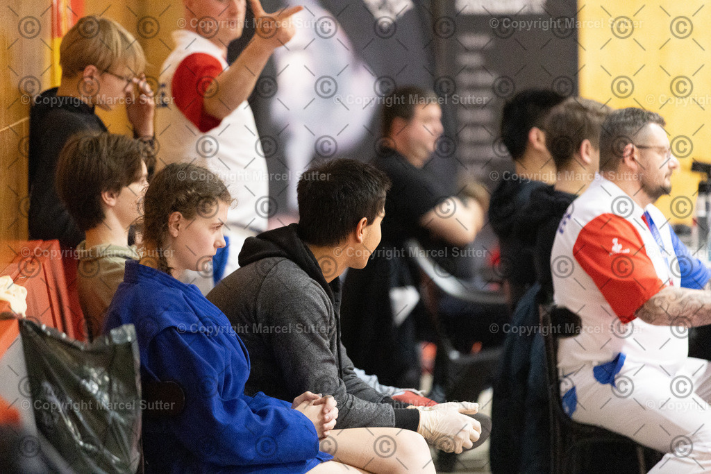 20250125-170056-_G2A2869-MarcelSutter | Finde und bestelle deine Sport- und Eventfotos in höchster Qualität. Professionelle Aufnahmen von Wettkämpfen, Veranstaltungen und Outdoor-Events – schnell und einfach online bestellen. - Realisiert mit Pictrs.com