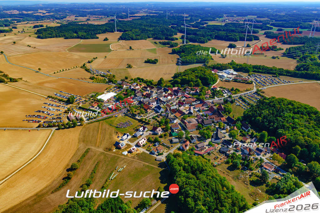 Das Luftbild der Stadt Wattendorf wurde 2018 vom Flugzeug heraus erstellt (keine Drohne) Aufnahmehöhe ca.400 Meter- hohe Auflösung für beste Druck-Qualität