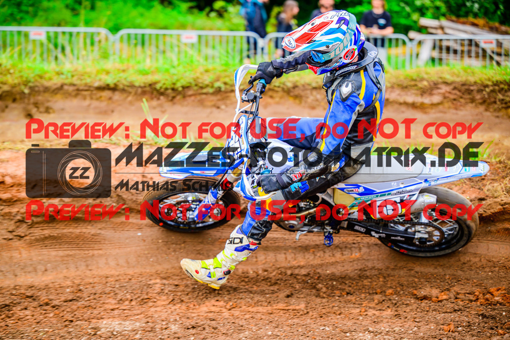 MaZZes_FotoMatrix_240818_6021986_7081 | S1