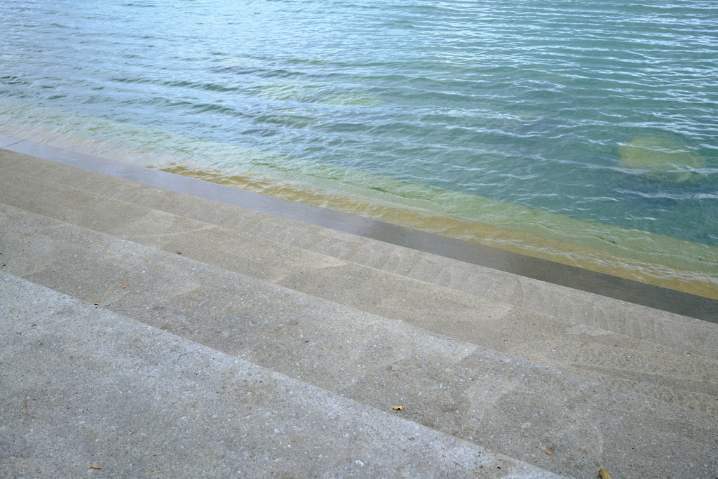 Mole in Bregenz mit Bodensee | Bregenz, Austria - July 07, 2025: Mole in Bregenz mit Treppen in den Bodensee. - Realisiert mit Pictrs.com