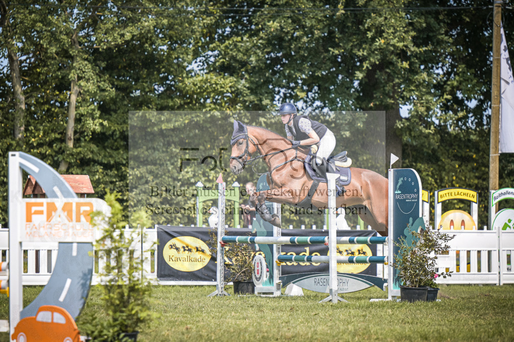 DOS_4281 | Entdecke hochwertige Reitturnierfotos von Foto Oger. Professionell, emotional und authentisch – jetzt Lieblingsmomente im Shop bestellen.Deutschlandweite Turnierfotografie. - Realisiert mit Pictrs.com