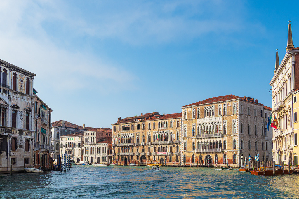 Blick auf historische Gebäude in Venedig, Italien | Blick auf historische Gebäude in Venedig, Italien.