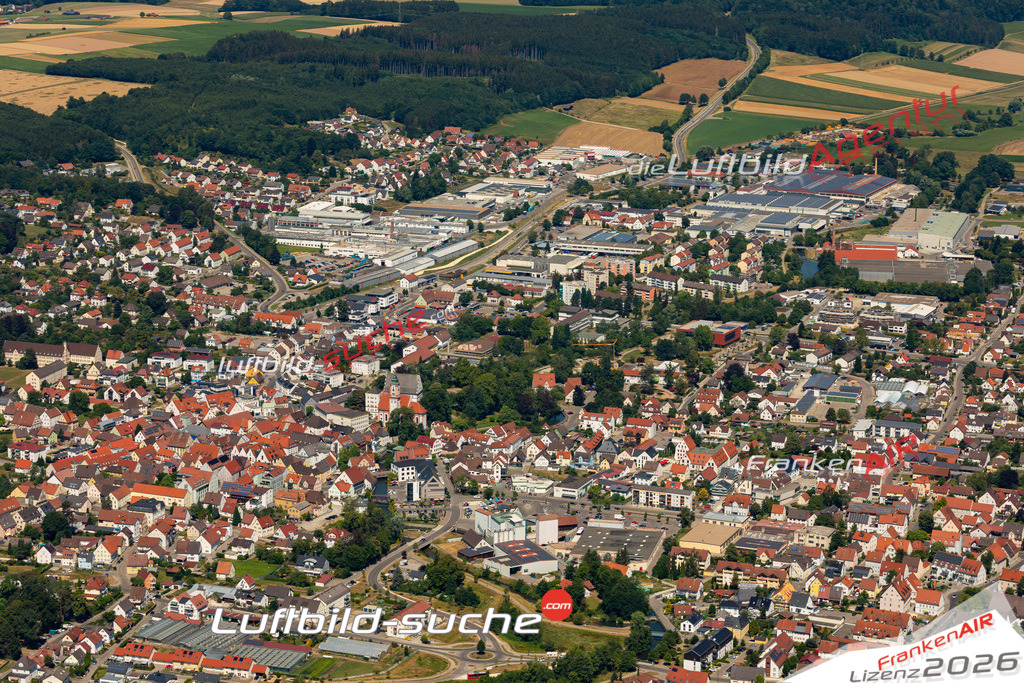 Das Luftbild der Stadt Krumbach wurde 2022 vom Flugzeug heraus erstellt (keine Drohnen-Aufnahmen) Aufnahmehöhe ca.450 Meter- hohe Bildauflösung und Druck-Qualität. Garantiert!