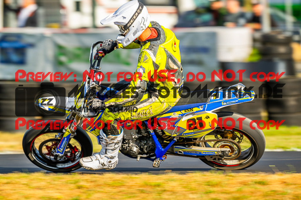 MaZZes_FotoMatrix_230701_5774 | S4