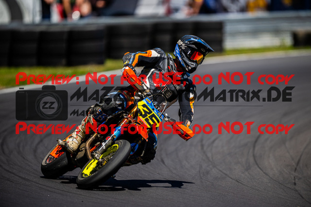 MaZZes_FotoMatrix_220702_8636 | S2