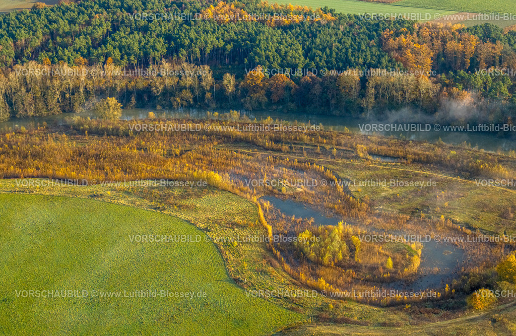 Datteln231104035 | Luftbild, Nebelschwaden über Fluss Lippe Flussmäander und Lippeaue, umgeben von herbstlichen Laubbäumen, Hötting, Datteln, Ruhrgebiet, Münsterland, Nordrhein-Westfalen, Deutschland