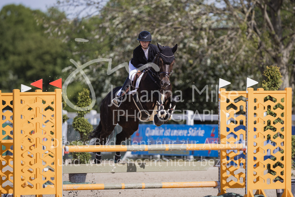 230519_MayDays_Stil-A2-U25-118 | Deine schönsten Turniermomente als professionelle Fotos! Entdecke hochwertige Pferdesport-Fotografie im Online-Shop. Jetzt Fotos finden & bestellen!