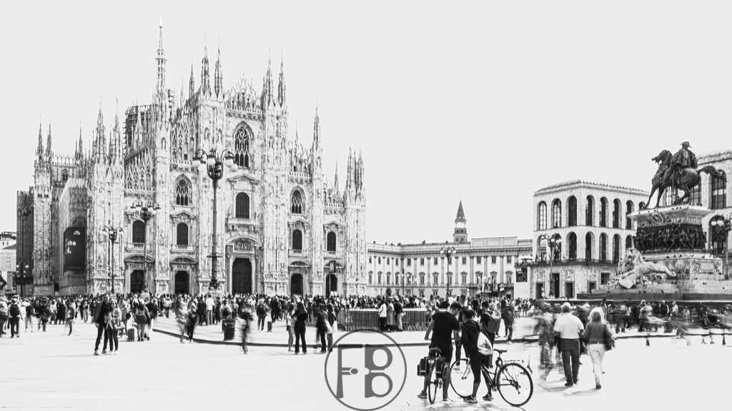 Der Mailänder Dom - Duomo di Milano | High-key der Touristenattraktion  - Realisiert mit Pictrs.com