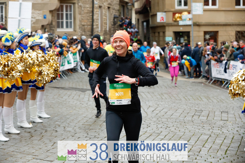 5km Roewisch Wohnbau Cup | 3 Koenigslauf 2024 5km Roewisch Wohnbau Cup - Realisiert mit Pictrs.com