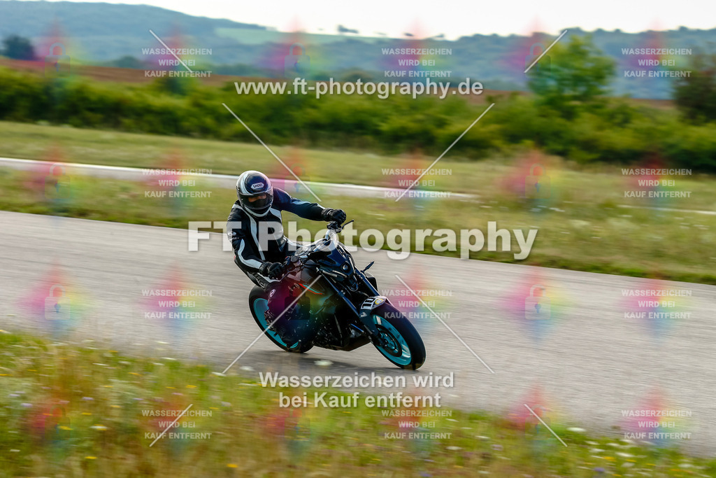 Chambley Juli-0150 | Hier findet Ihr Bilder von Touristenfahrten auf der Nürburgring Nordschleife oder von anderen Veranstaltungen die ich besucht habe. Viel Spass beim Durch Schauen 