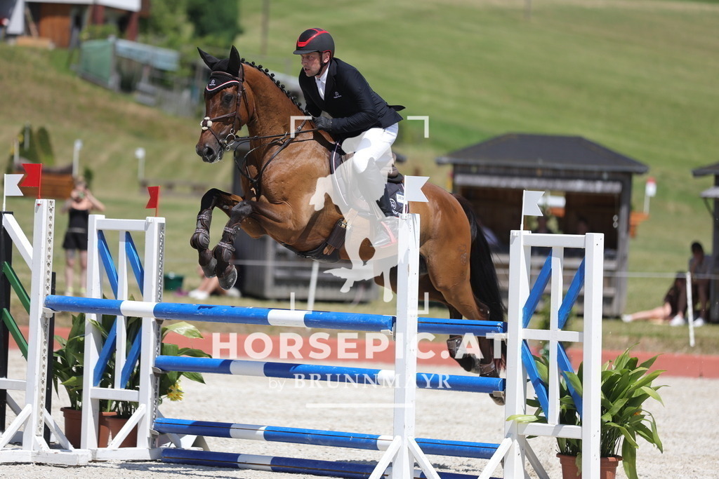 0P6A9740 | Willkommen bei Brunnmayr - Design & Fotografie – Ihrem Spezialisten für Reitturniere und Pferdeveranstaltungen in Oberösterreich, Salzburg und Bayern! Seit über 17 Jahren sind wir leidenschaftlich dabei.
