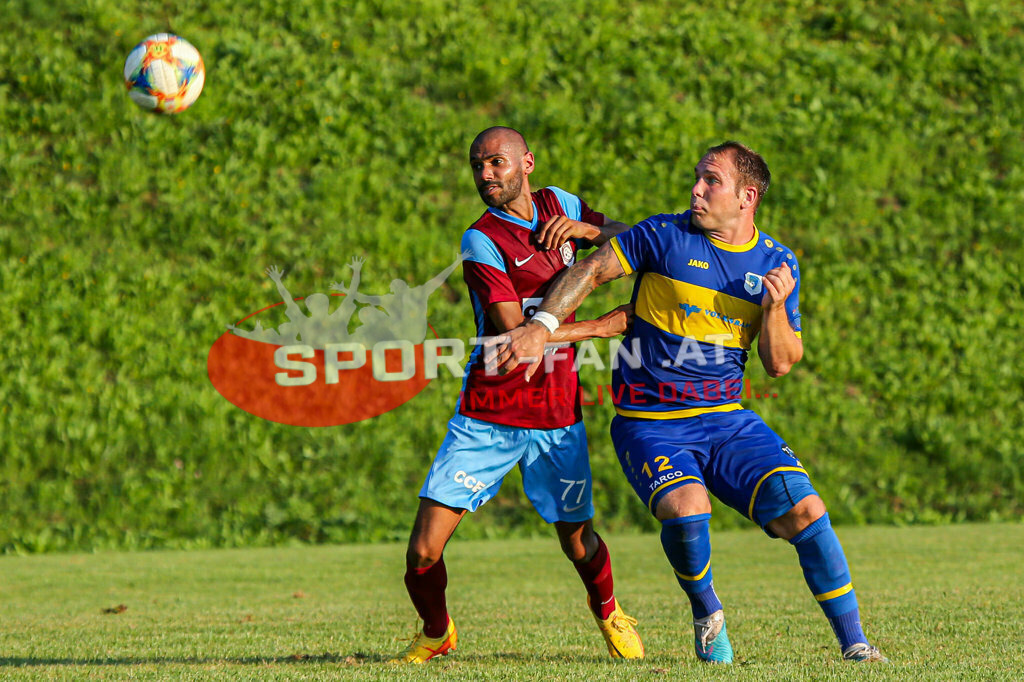 SK Maria Saal - DSG Ferlach 2-3, Unterliga Ost | Tyrone Mc Cargo (SK Maria Saal #8) Andreas Schritliser (DSG Ferlach #12) SK Maria Saal - DSG Ferlach 2-3 am 22.08.2023 in Maria Saal
(Sportplatz), Austria, (Photo by Ernst Krawagner sport-fan.at) - Realisiert mit Pictrs.com