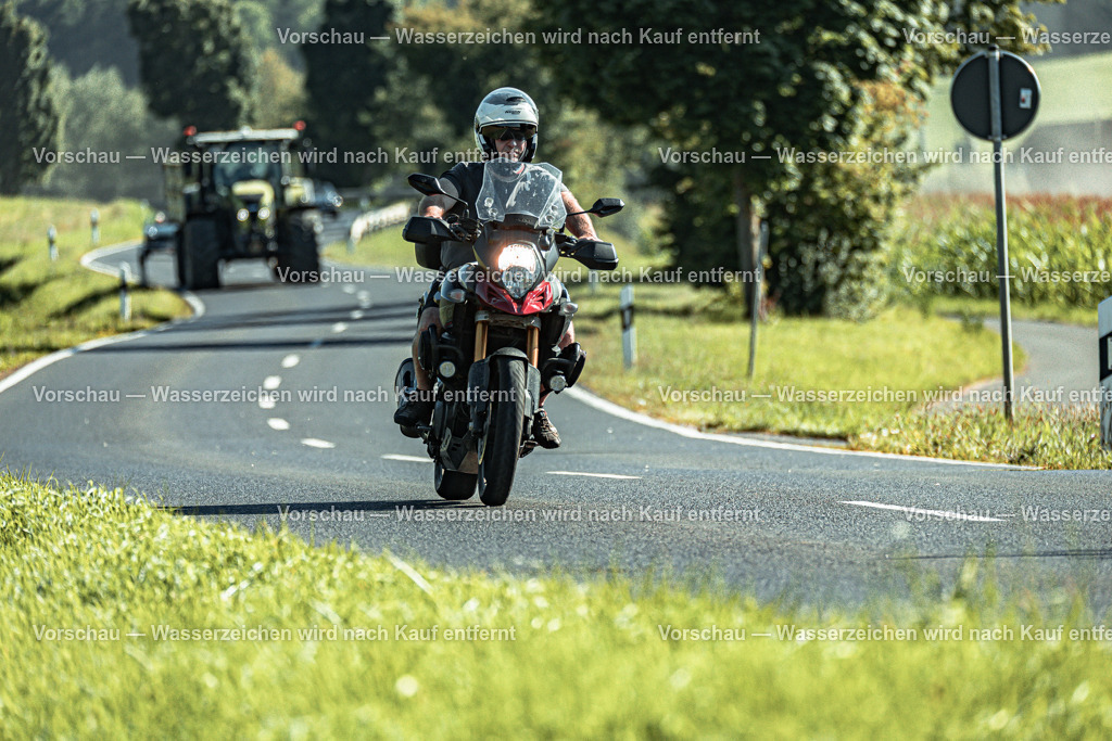 Rollhofen 2025_Rückfahrt_0083_3I9A3305 | #Grafikstudio Simplex #Fotos Juri Anikanov #Eventfotos #Grafiker #Fotograf #Eventfotograf #Fotograf Lauf #Fotogalerie #Shop #Sportfotograf #Fotograf Lauf an der Pegnitz  #Fotograf Lauf - Realisiert mit Pictrs.com