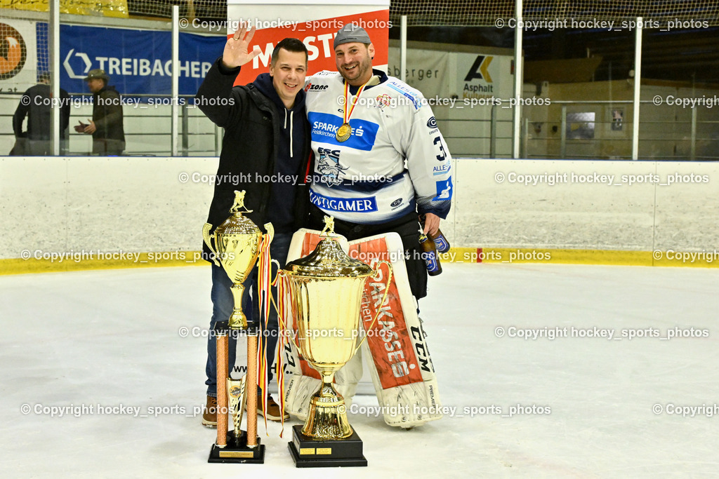 ESC Sparkasse Steindorf Meister 2025/26 | Headcoach ESC Steindorf Mayer Michael, #31 Schmarl Markus ESC Steindorf, ESC Sparkasse Steindorf Meister 2025/26, ESC Sparkasse Steindorf Meister 2025/26 am 08.03.2026 in Althofen (Stadthalle Althofen), Austria, (Photo by Bernd Stefan)