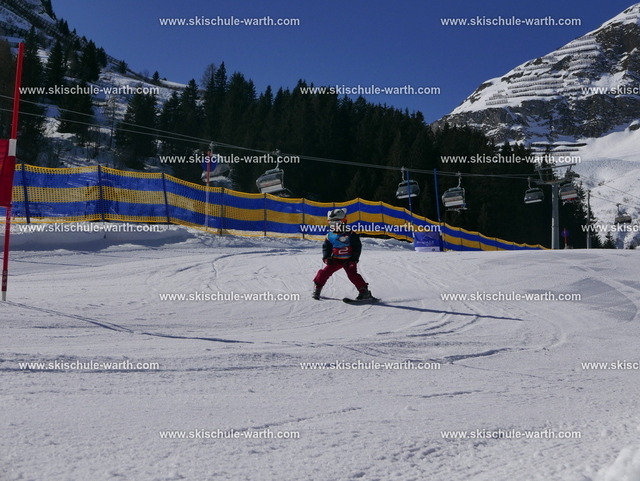 P1100477 | Photos von der Skischule Warth - Realisiert mit Pictrs.com