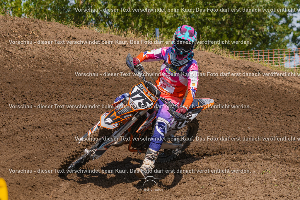 07_05_BernauerSchleife-6555 | Sportfotografin aus Berlin-Brandenburg mit Fokus auf Motocross. Ich halte deine sportliche Leistung und echte Emotionen auf und neben der Strecke professionell fest. Entdecke die Fotos von deinem Rennen und bestelle sie direkt hier im Shop.