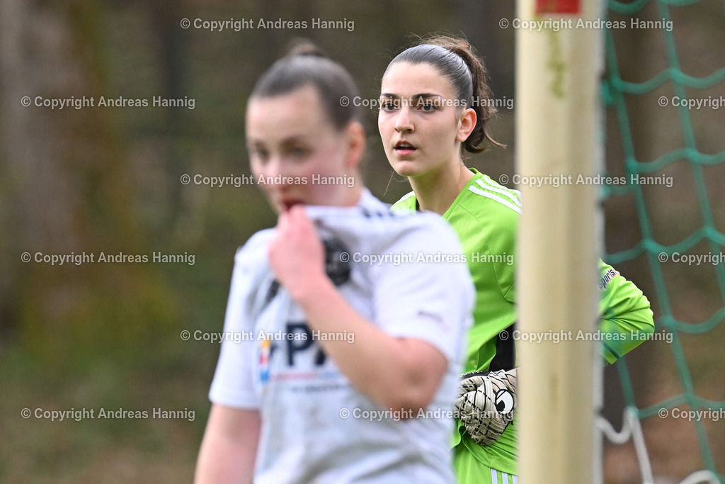 Fußball I Frauen I Saison 2024-25 I Oberliga I FC Jesteburg-Bendestorf - SpVg Aurich Frauen I 13.4.2025 | a-hannig - Realisiert mit Pictrs.com