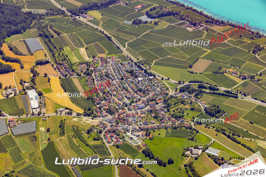 Aktuelles Luftbild von  Stetten - Die Luftaufnahme wurde 2022 mittels UL-Flugzeug erstellt ( keine Drohne ) - hochauflösende Kamera-Systeme von  Canon -Beste Qualität - Für grossformatige Ausdrucke geeignet. Die Geschenkidee !