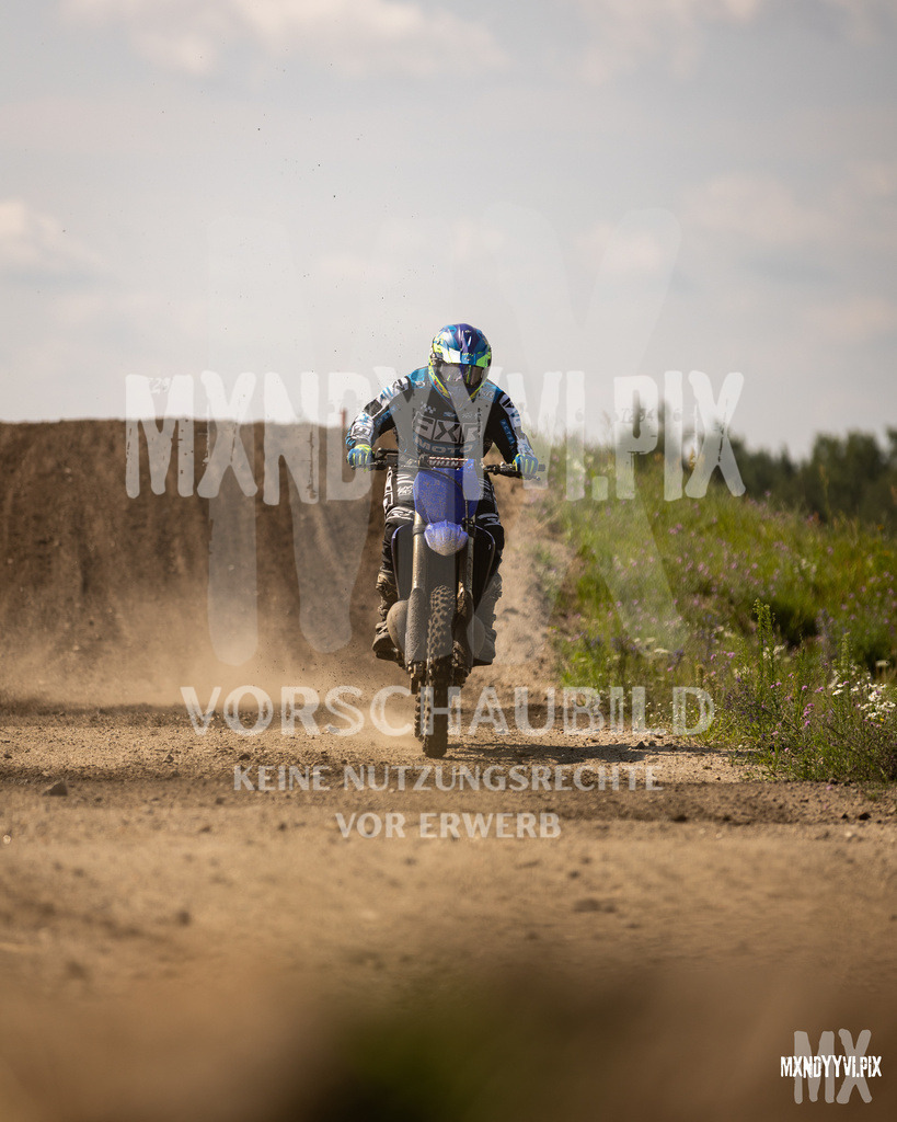 866A1381 | mxndyyvipix