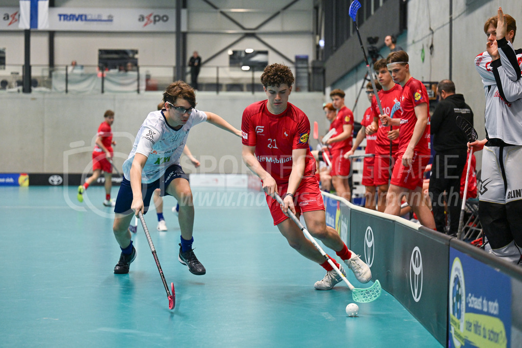 Switzerland B U19 vs Finland U19 - 2. February 2024 | Switzerland B U19 vs Finland U19
U19 Men International Matches in Switzerland
GoEasy Arena, Siggenthal Station
Finland forward #21 Samuli Leppäniemi and Switzerland defender #21 Florin Fehr.
Credit: Markus Aeschimann | <a href="https://www.markus-aeschimann.ch">Sportfotografie Markus Aeschimann</a> | <a href="https://www.instagram.com/sportfotografie.aeschimann">@sportfotografie.aeschimann</a> - Realisiert mit Pictrs.com