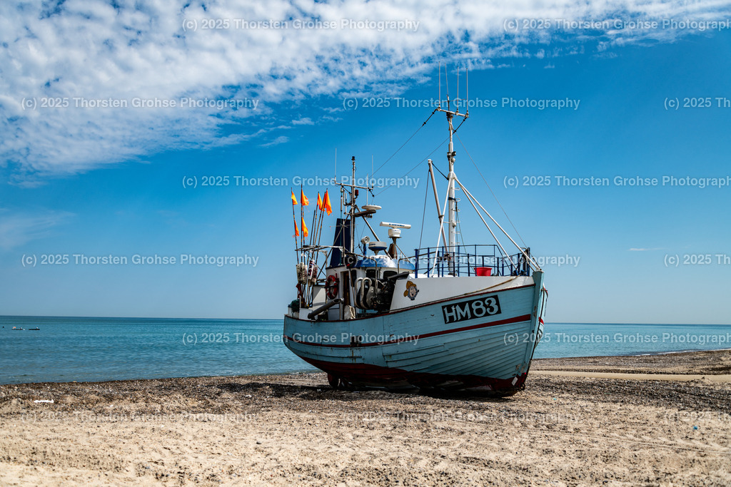 Thorup Strand, Denmark, 2023 | Thorup Strand is a natural harbour, Denmark's last coastal berth and the largest in Northern Europe. Thorup Strand ist ein Naturhafen, es ist der letzte Küstenanlegeplatz Dänemarks und der größte Nordeuropas. - Realisiert mit Pictrs.com
