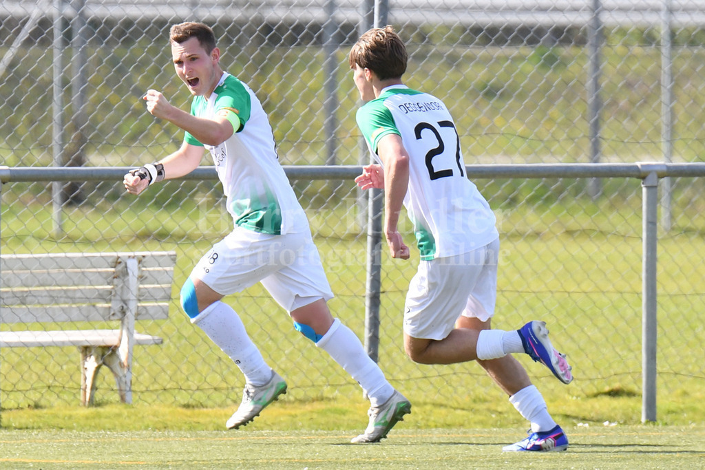 SpVgg GW Deggendorf : SV Hofkirchen | Matthias Schaefer (SpVgg GW Deggendorf #18) - Realisiert mit Pictrs.com