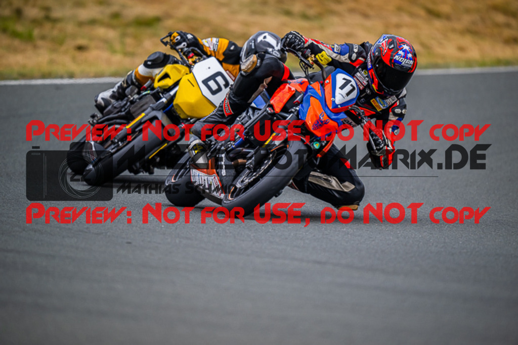 MaZZes_FotoMatrix_220723_1267 | TWIN