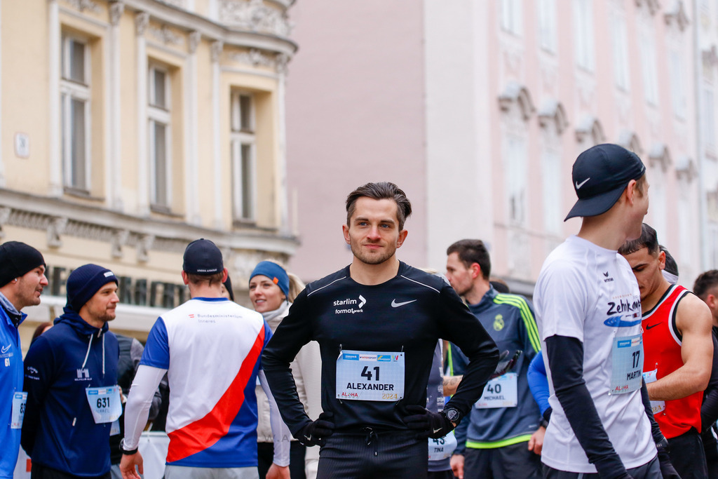 AW_20231231awmac7044 | WELS, 31.12.2023, Sparkasse Silvesterlauf Wels 2023 , Image shows: Photo: WAPICS / Andreas Willdoner