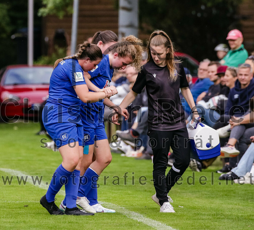 2023-10-07_069_FC_Forstern_gegen_Karlsruher_SC | Forstern, Deutschland, 07.10.2023:
Fußball, B-Juniorinnen-Bundesliga Süd 2023 / 2024, 4. Spieltag, FC Forstern gegen Karlsruher SC, Endergebnis: 1:1

Saskia Jung (Karlsruher SC, #5)

Foto: Christian Riedel / fotografie-riedel.net