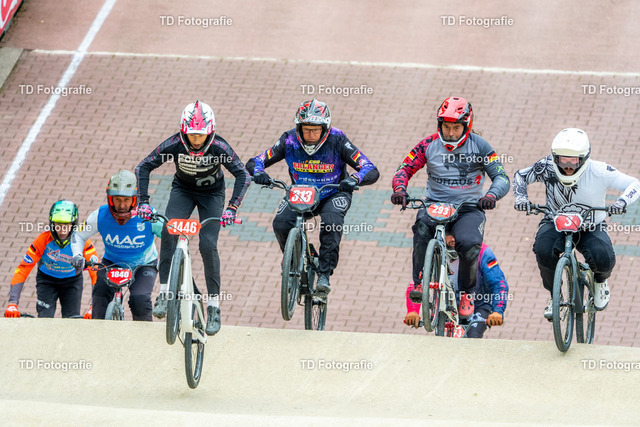 BayBMX2026-05407 | Fotogalerie von Thomas Dettweiler mit Eventbildern und lizenzfreien Fotos. Perfekt als Wandbild, für Büro, Website oder private Nutzung. - Realisiert mit Pictrs.com